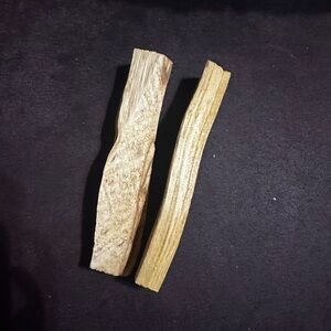 Palo Santo stick set (2 in an order) 🌹🌹